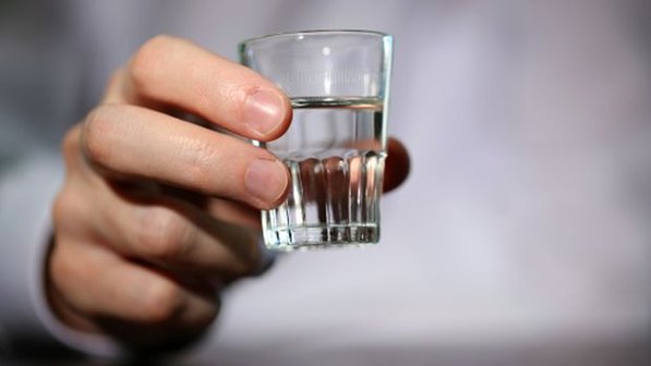 Excesso de lcool na meia-idade aumenta risco de derrame